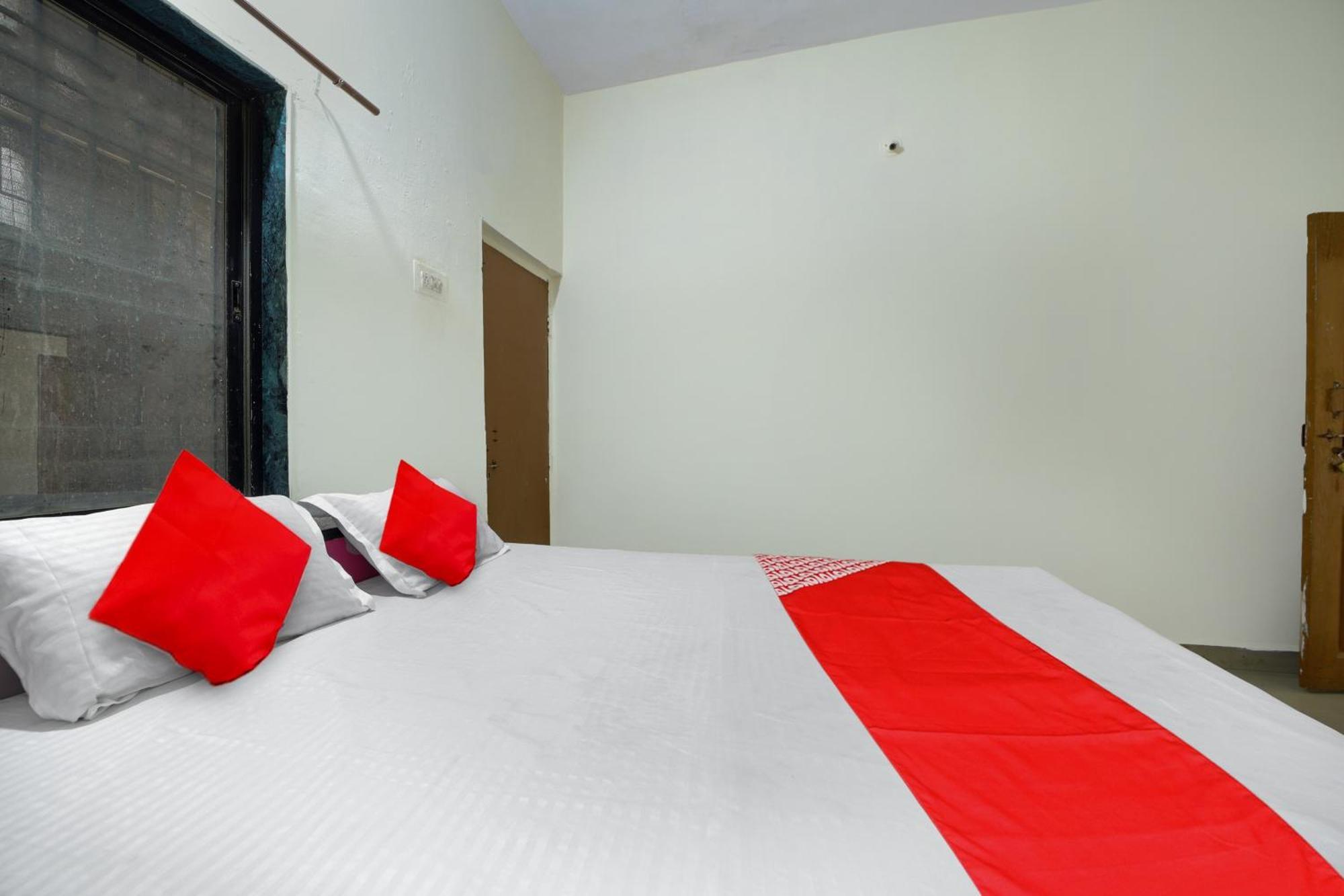 Oyo Flagship Hotel The Grand Lotus Aurangabad  Exterior photo